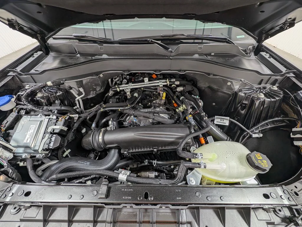 New 2026 Carbonized Gray Metallic Ford Active image 28