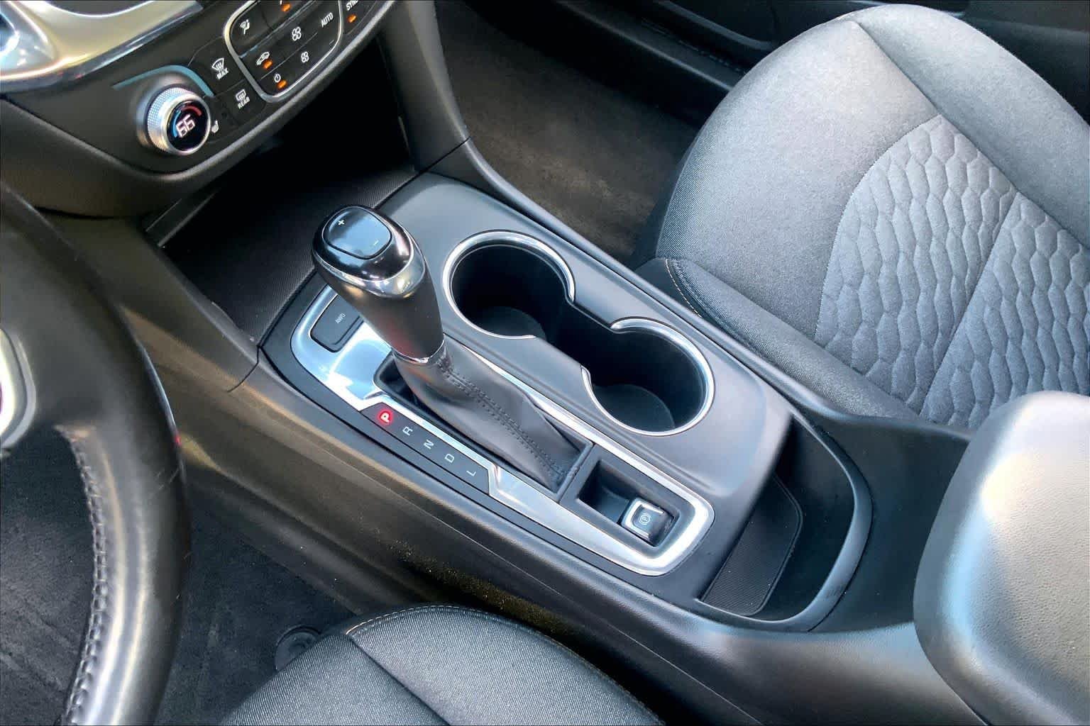 Used 2019 Silver Ice Metallic Chevrolet LT image 15