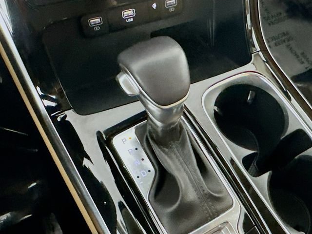 Used 2024 Gray Kia EX image 18