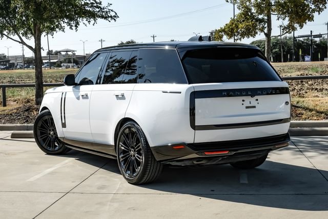 Used 2022 Fuji White Land Rover SE image 13