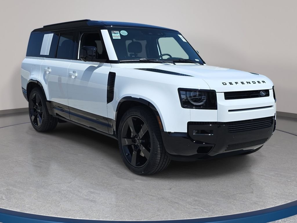 New 2026 Fuji White Land Rover V8 image 3