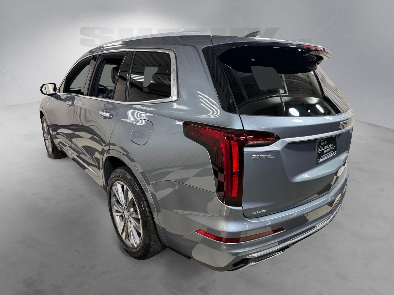 Used 2021 Gray Cadillac Premium Luxury image 16