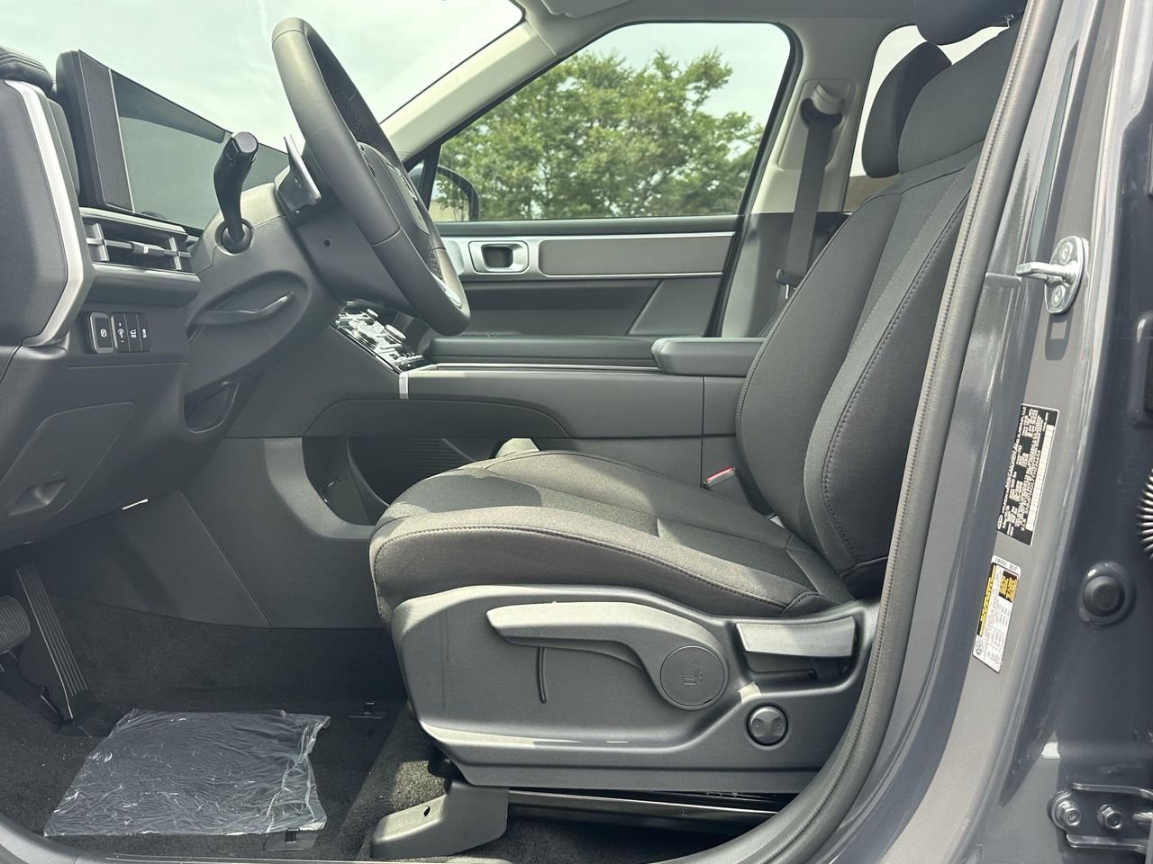 New 2026 Ecotronic Gray Hyundai SE image 9