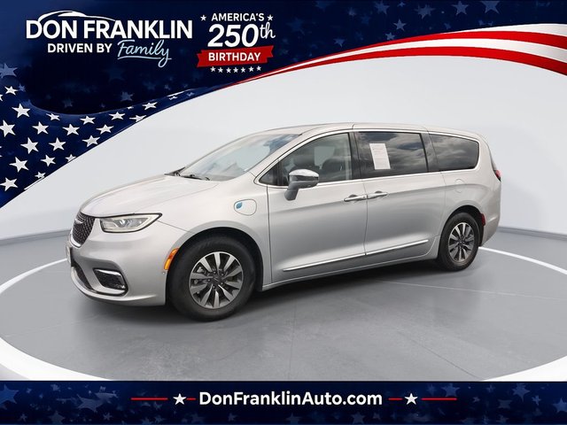 2022 Chrysler Pacifica Hybrid Limited