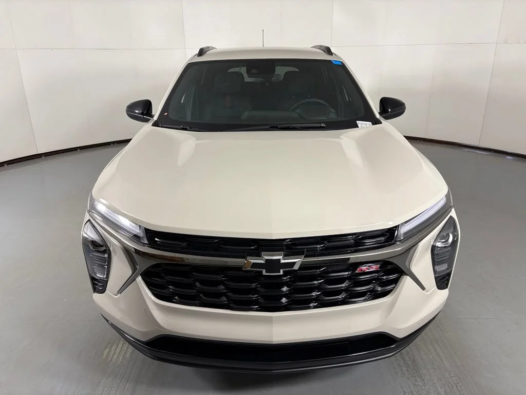 New 2026 White Sands Chevrolet 2RS image 4
