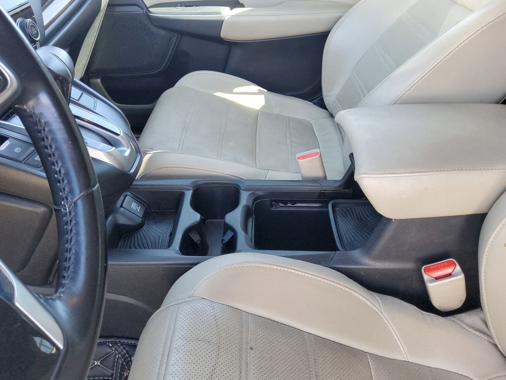 Used 2018  Honda EX-L image 23