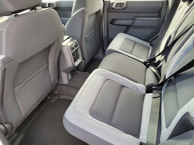 New 2025 Oxford White Ford Base image 66
