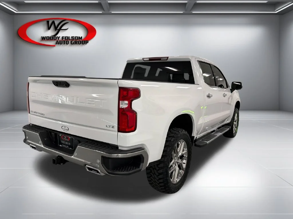 New 2026 Summit White Chevrolet LTZ image 7