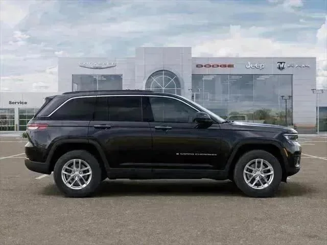 2025 Jeep Grand Cherokee Laredo - Photo 48