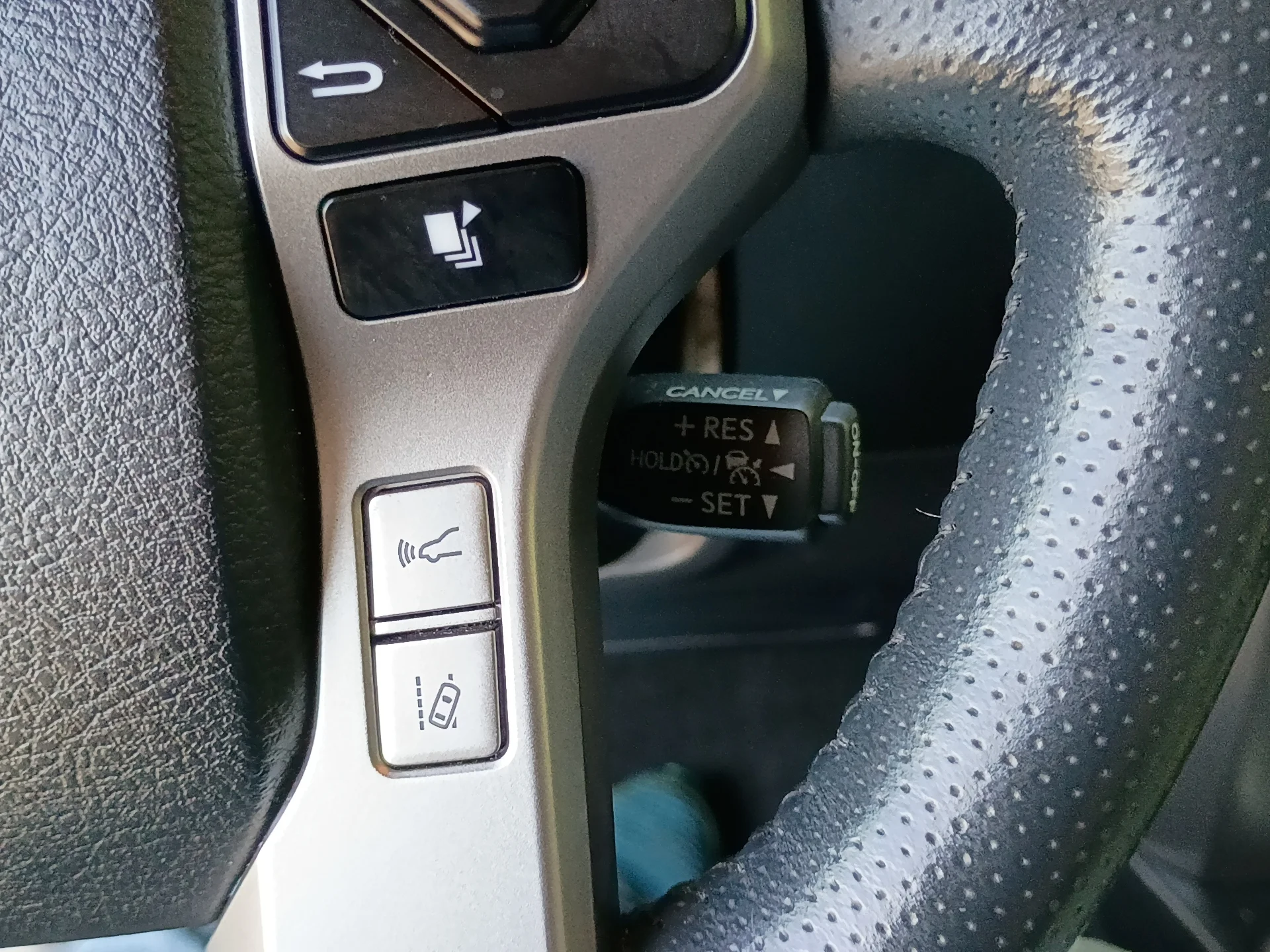 Used 2023 Midnight Black Metallic Toyota SR5 Premium image 22