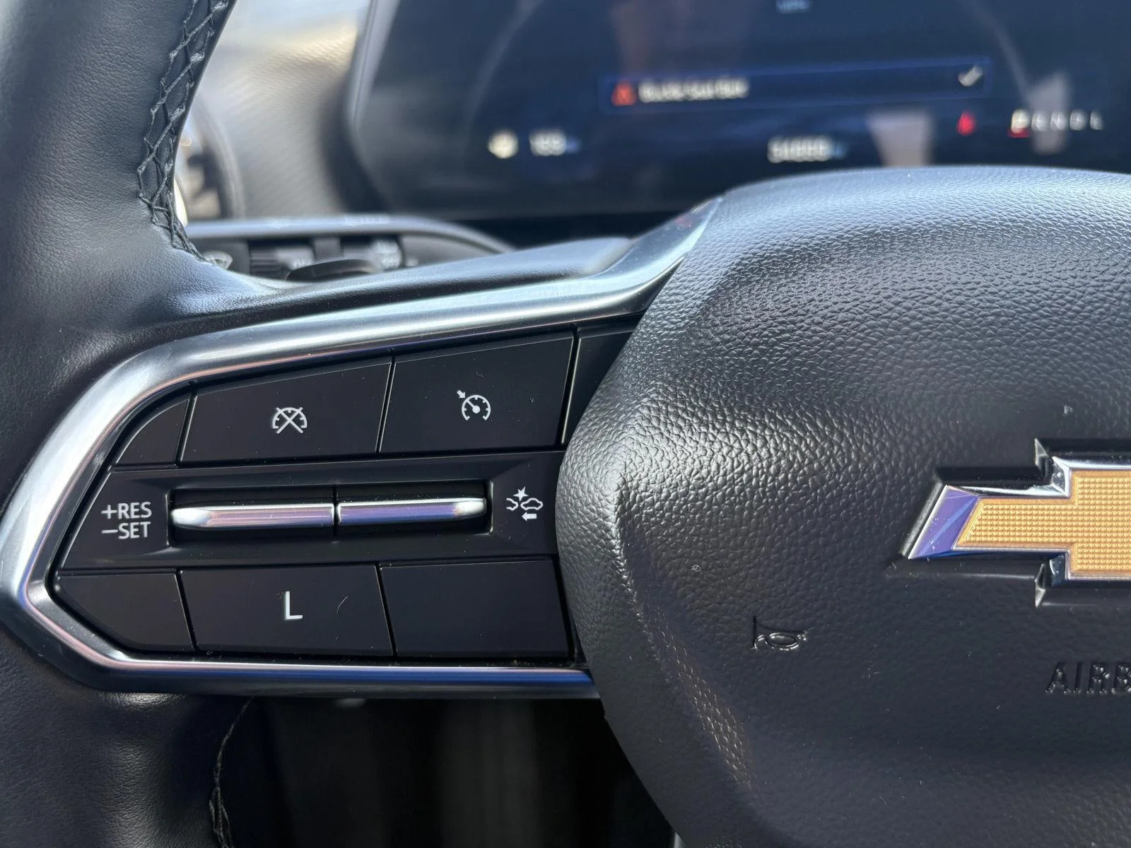2025 Chevrolet Equinox LT - Photo 23