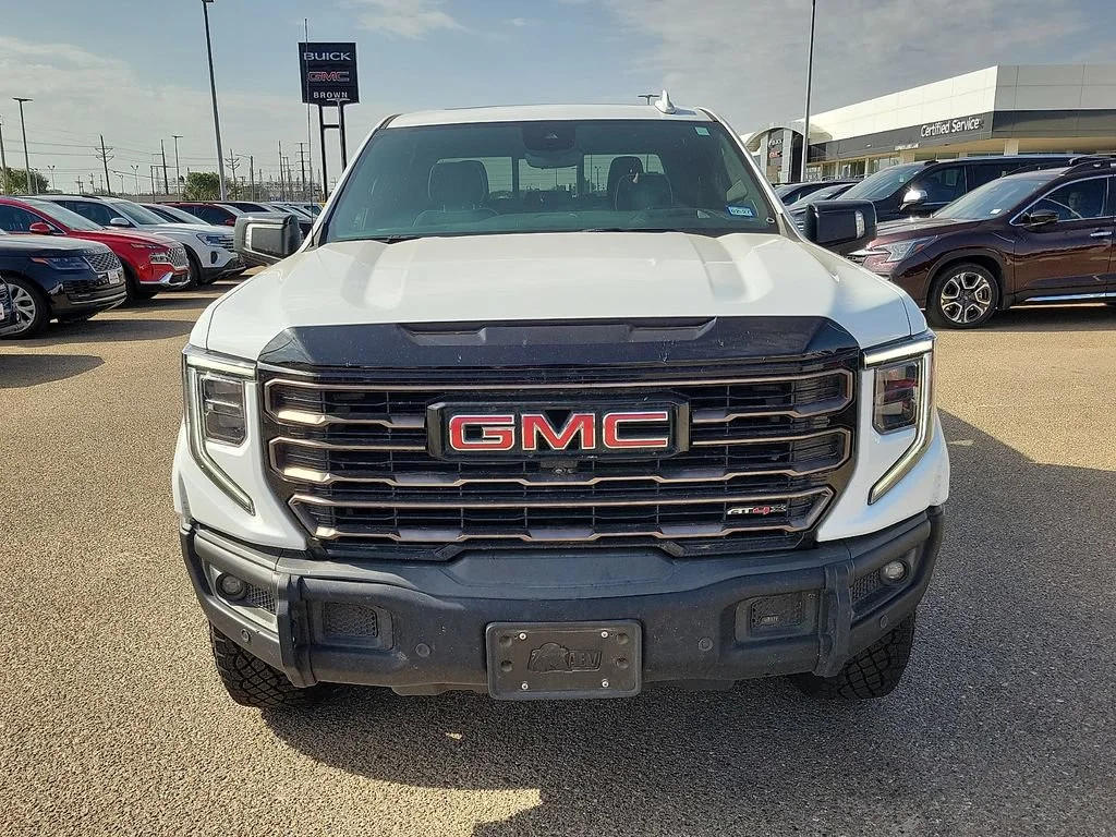 Used 2023 SUMMIT WHITE GMC AT4X image 3