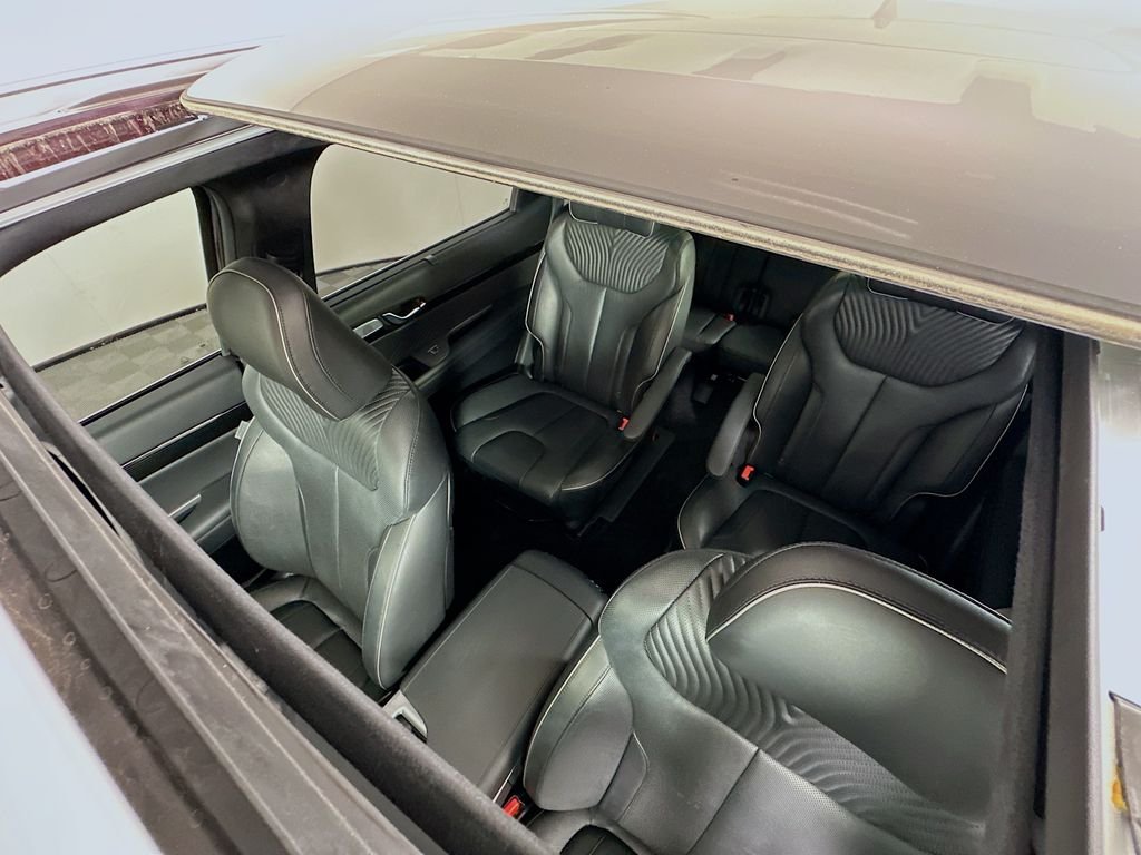 Used 2023 Red Hyundai Calligraphy image 23