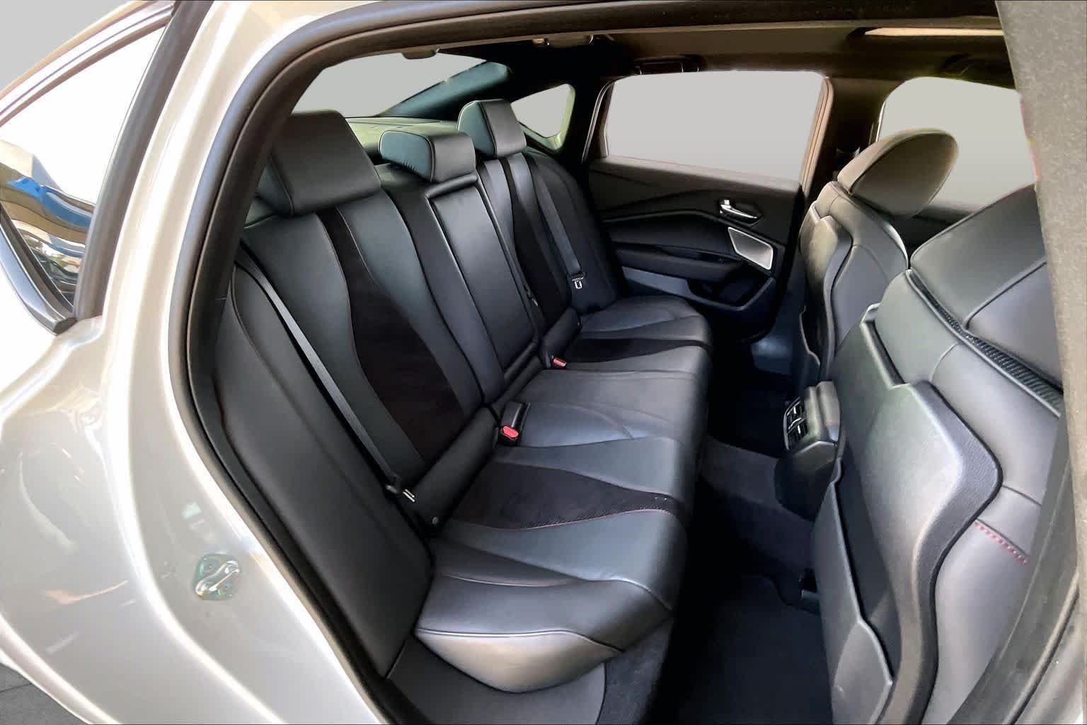 Used 2023 Platinum White Pearl Acura w/A-Spec Package image 20