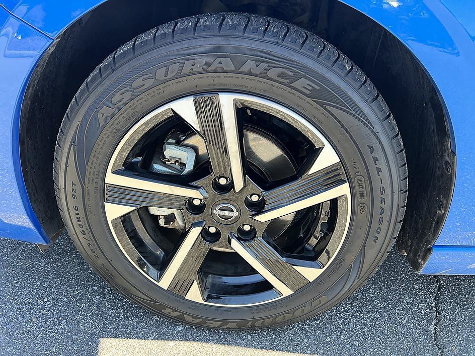 Used 2025 Electric Blue Metallic Nissan SV image 9