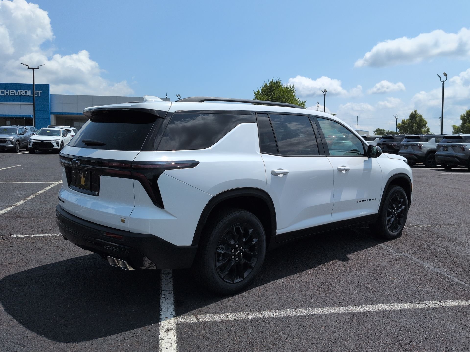 New 2026 Summit White Chevrolet LT image 44
