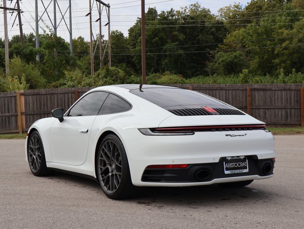 2024 Porsche 911 T photo 3