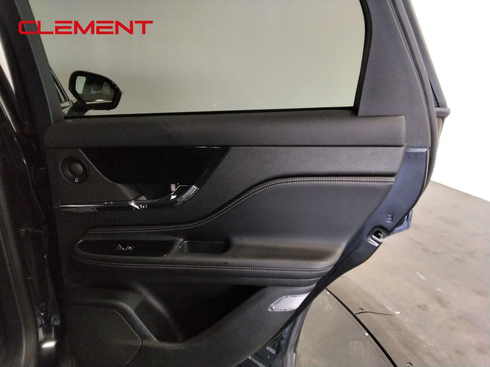 Used 2021 Black Lincoln Grand Touring image 44