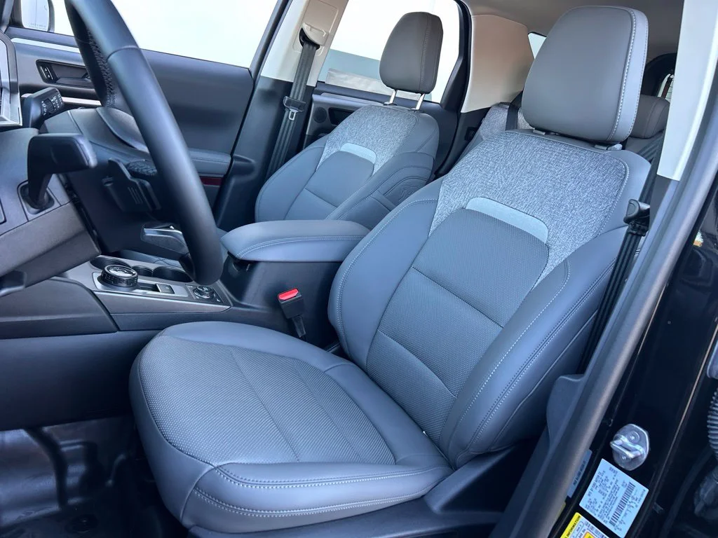 New 2026 Shadow Black Ford Badlands® image 14
