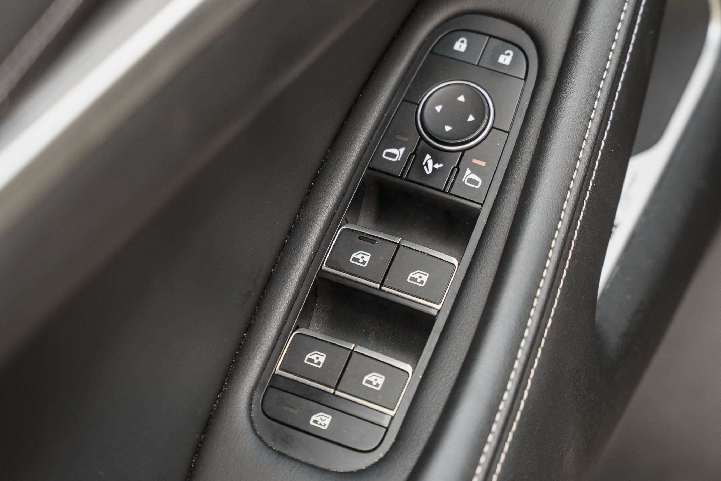 Used 2024 Mineral Black INFINITI SENSORY image 24