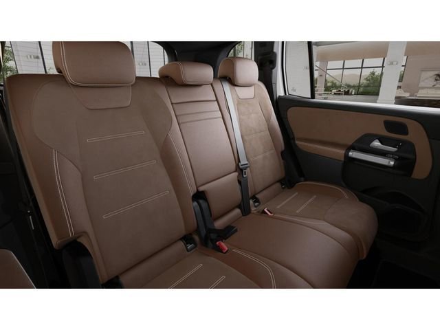 New 2026 Polar White Mercedes-Benz GLB 250 image 6