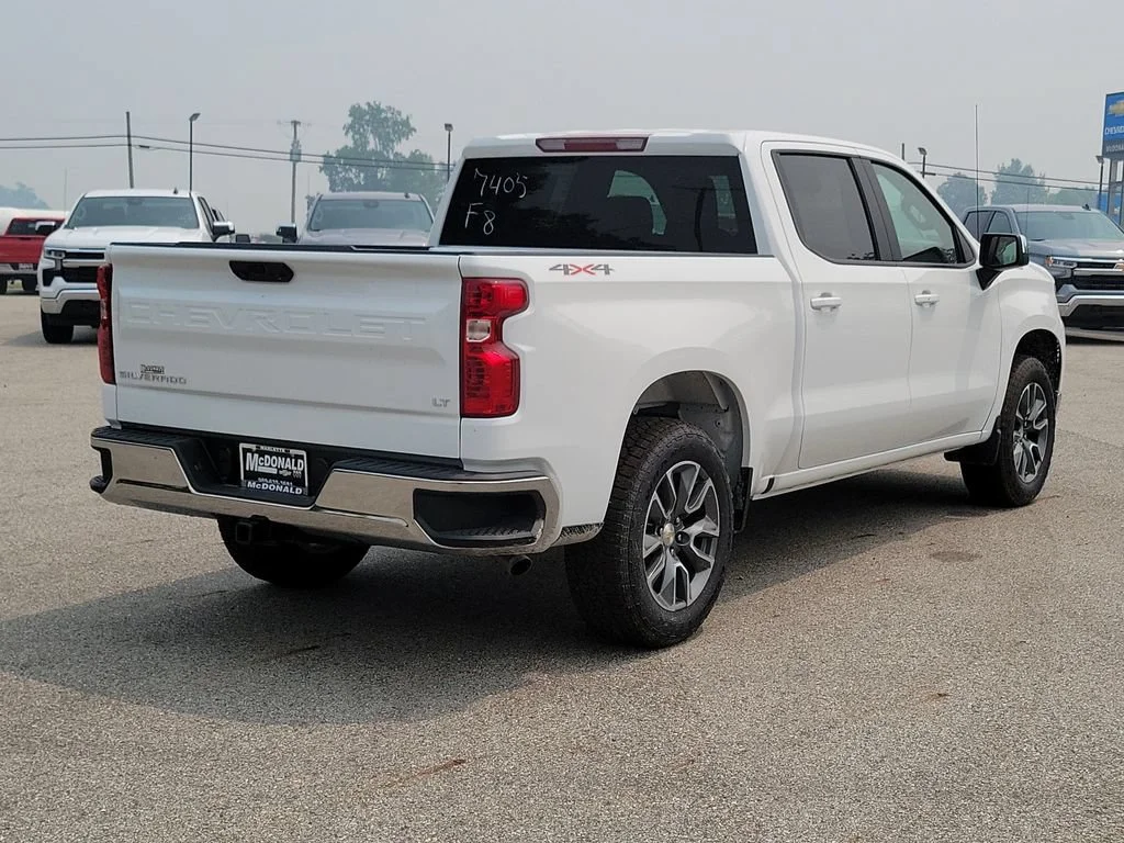 2026 Chevrolet Silverado 1500 LT - Photo 3