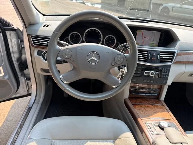Used 2012 Quartz Blue Metallic Mercedes-Benz E 350 image 17