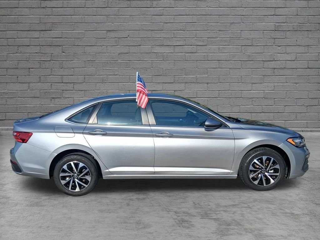 Certified Used 2024 Silver Volkswagen 1.5T S image 12