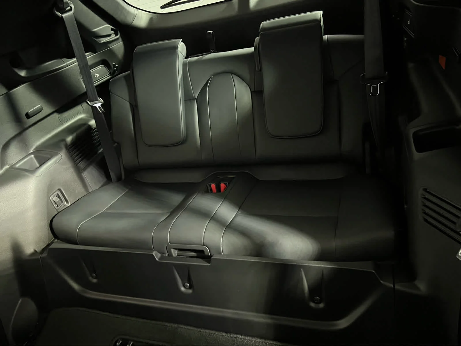 New 2026 Moonrock Gray Nissan SL image 15