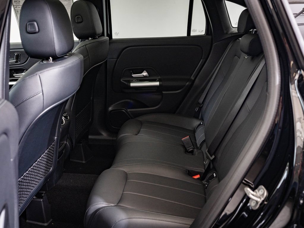 New 2026 Night Black Mercedes-Benz GLA 250 image 35