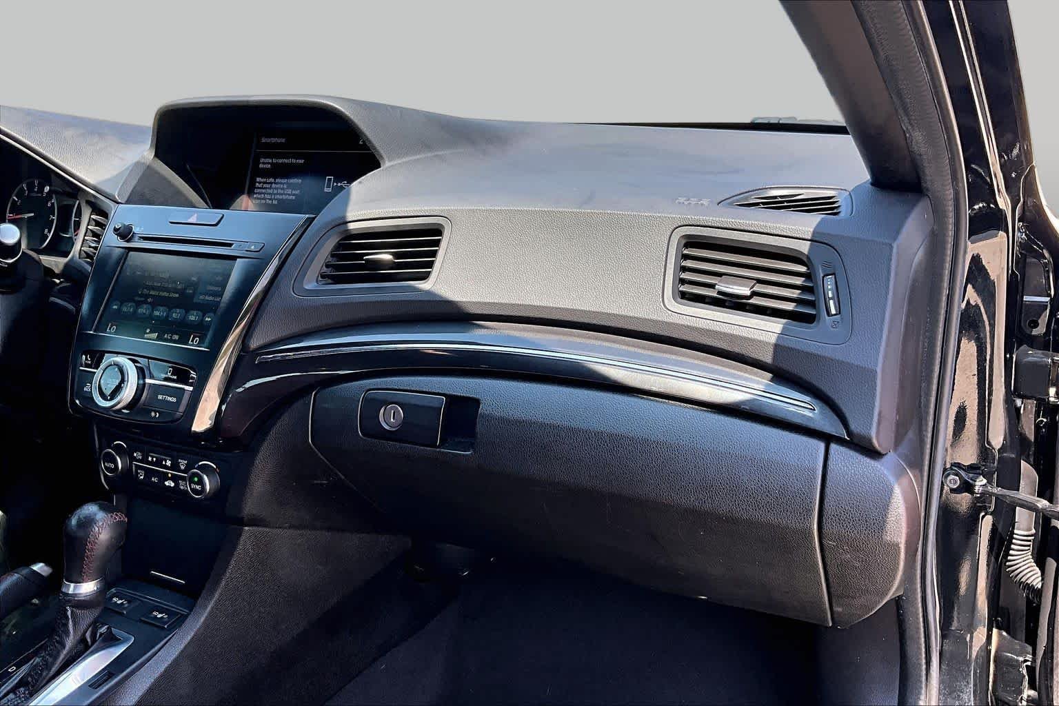 Used 2019 Majestic Black Pearl Acura w/Premium/A-Spec Pkg image 17