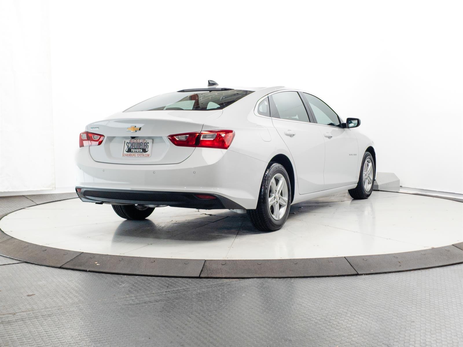 Used 2023 White Chevrolet LS image 10
