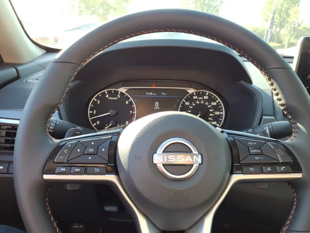 New 2026 Gray Sky Pearl Nissan SR image 13