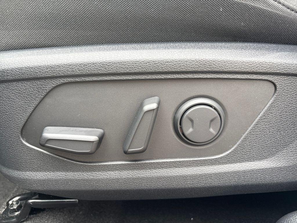New 2026 Panthera Metal Kia LX image 15