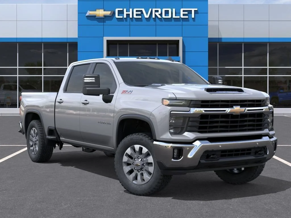 New 2026 Sterling Gray Metallic Chevrolet LT image 7