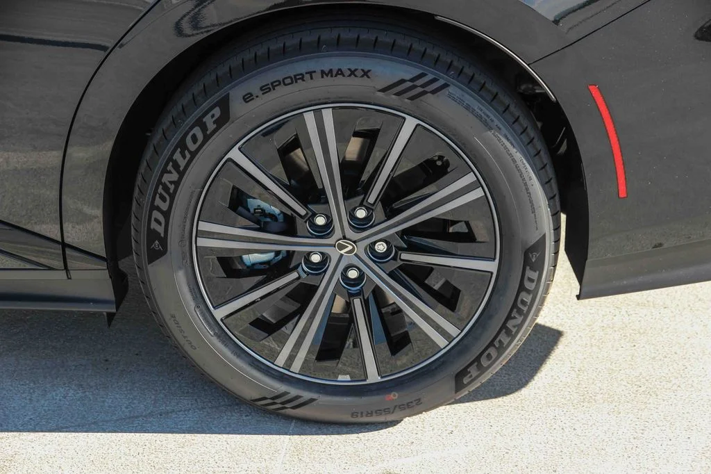 2026 Lexus ES BEV 350e Premium - Photo 11