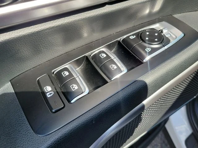 2025 Kia Telluride S - Photo 21