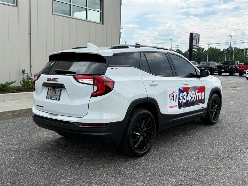 Used 2023 WHITE GMC SLT image 3
