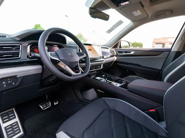 New 2026 Gray Volkswagen 2.0T Peak Edition image 4