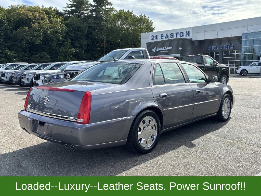 Used 2007 Gray Cadillac Luxury I image 7