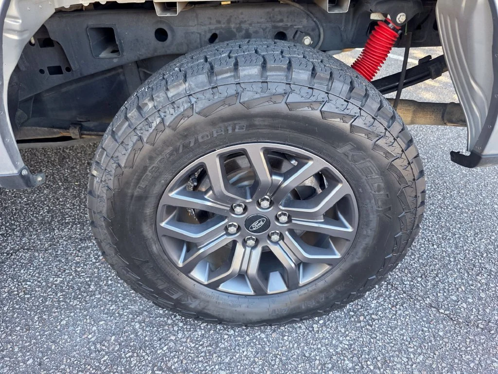 Used 2023 Silver Ford Tremor image 31