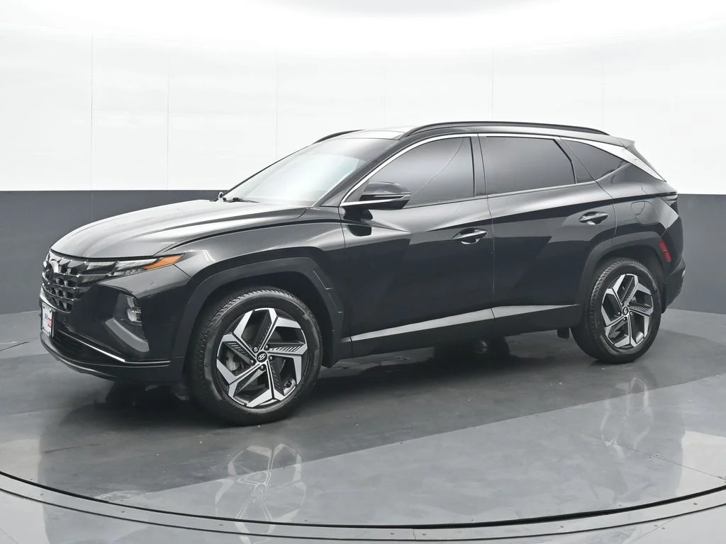 Used 2024 Black Hyundai Limited image 2