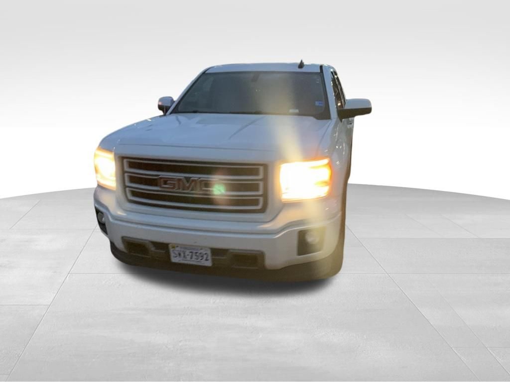 Used 2015 White GMC Base image 4