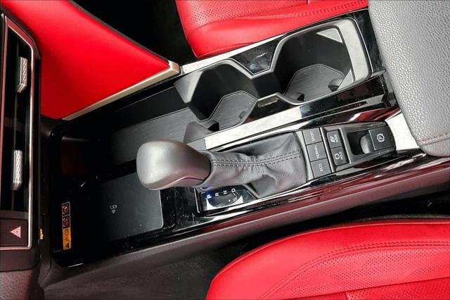 Certified Used 2025 MID BLK/WIND CHILL Toyota  image 16