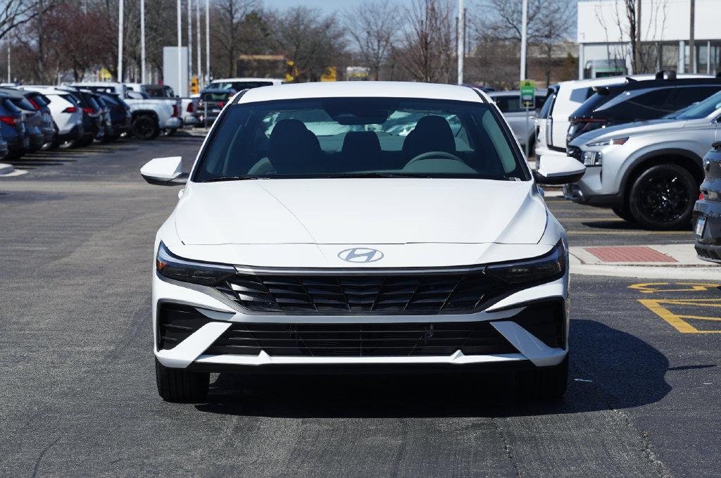 New 2026 Serenity White Hyundai Blue image 2