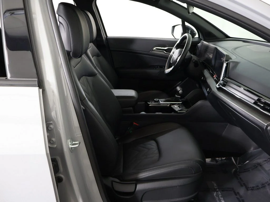 Used 2025 Gray Kia X-Line image 31