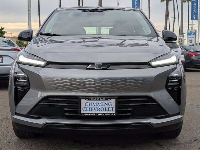 New 2027 Sterling Grey Metallic Chevrolet LT image 5