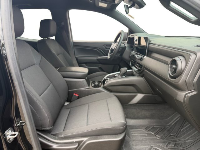 Used 2023 Black Chevrolet Trail Boss image 28