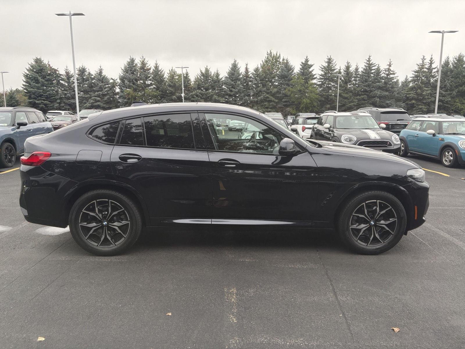Used 2024 Carbon Black Metallic BMW xDrive30i image 6