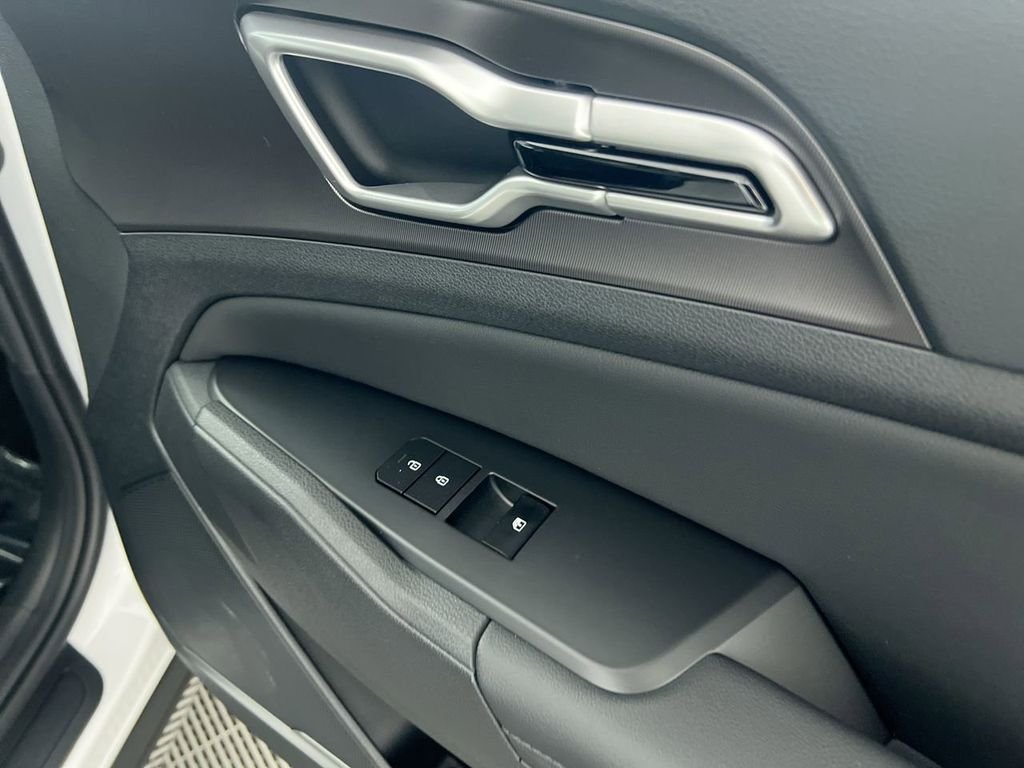 New 2026 Glacial White Pearl Kia EX image 32